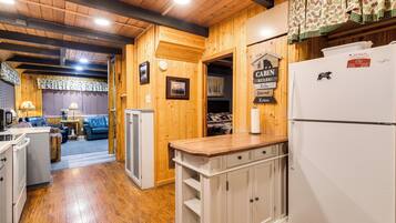 House (3 Bedrooms) | Bahagian dalam