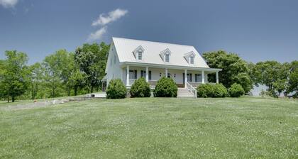 Spacious Rural Getaway in Lexington w/ Deck!