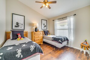 House (4 Bedrooms) | Interior