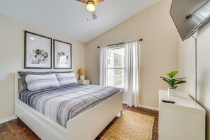 Interior - 11 Mi to Wdw: Kissimmee House w/ Private Pool! (Kissimmee)