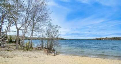 Beach & Lake Access: Group Getaway in Mashpee!