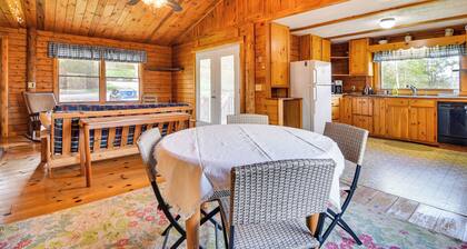 Charming Lovell Cabin - 7 Mi to Kezar Lake!