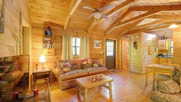 House (1 Bedroom) | Interior