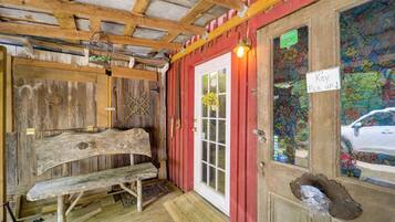 House (1 Bedroom) | Interior