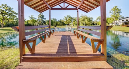 Spacious Madisonville Estate w/ Grill & Pond Views