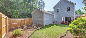 Canton Home w/ Fenced Yard: 6 Mi to Lake Allatoona