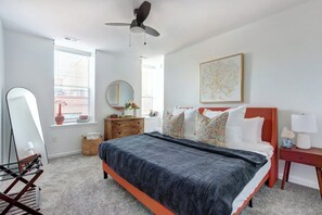 1 chambre, fer et planche à repasser, Wi-Fi, draps fournis