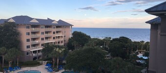 Hilton Head luxury resort, Marriott's Grande Ocean-ocean side. july 4th 2026