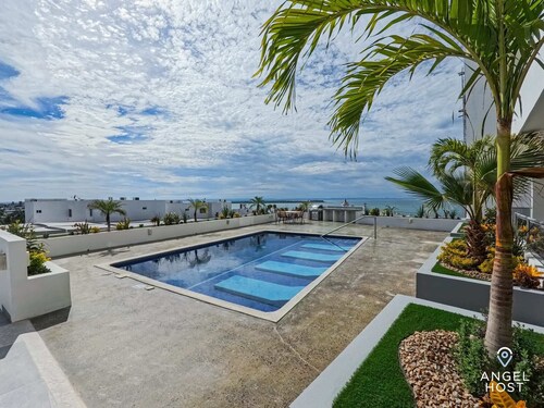 Oceanview Studio, Smart TV, Pool, Beach 5-min Walk