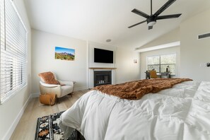 Hus, 5 soverom | 5 soverom, skrivebord, skrivebord for bærbar PC og strykejern/-brett