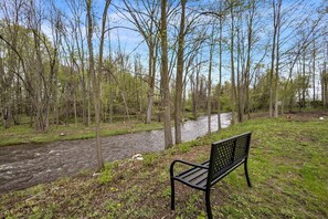 House, 3 Bedrooms | Property grounds