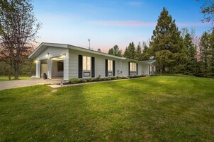 House, 3 Bedrooms | Exterior