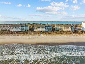 Beach - Breakers C32 2 Bedroom Condo by RedAwning (Pine Knoll Shores)
