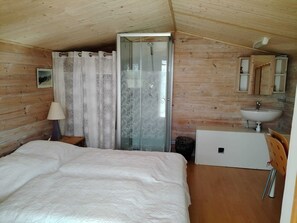 1 bedroom, WiFi, bed sheets - Chalet Indépdt ds Village Classé, Proche Gorges, lac du Verdon et Jolis Villages (Villecroze)