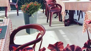 Deluxe kamer | Terras