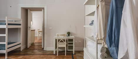 1 bedroom, iron/ironing board, free WiFi, bed sheets