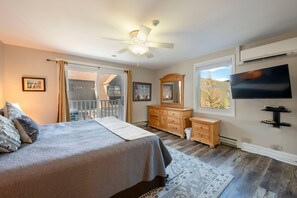 2 slaapkamers, een strijkplank/strijkijzer, gratis wifi, beddengoed
