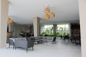 Outdoor dining - Disfruta el Lujo & Descanso en Apartamento 2 Hab (Punta Cana)