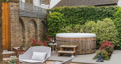 The Hide, Brewer Street