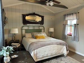 1 makuuhuone, silitysrauta/-lauta, ilmainen Wi-Fi, vuodevaatteet