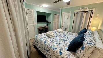 1 bedroom, iron/ironing board, free WiFi, bed sheets