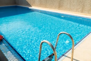 Outdoor pool - ALMA Hotel Riyadh (Riyadh)