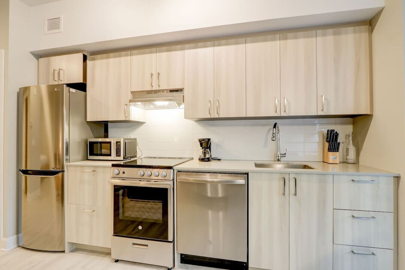 Fridge, microwave, oven, dishwasher