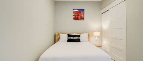 Desk, iron/ironing board, travel cot, free WiFi
