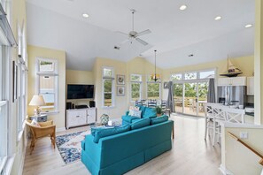 TV, DVD player, stereo - Soundside Corolla retreat, located in the luxurious community of Monteray Shores (Corolla)