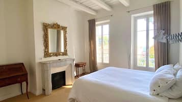 4 chambres, bureau, fer et planche Ă repasser, Wi-Fi gratuit