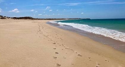 5 Bed Country Villa with Large Heated Pool near Óbidos