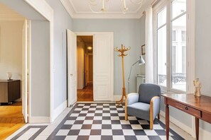 Interior - Splendide Appartement Hausmannien au Parc Monceau à Proximité des Champs Elysées (Paris)