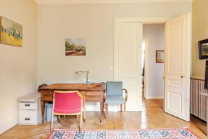 Interior - Splendide Appartement Hausmannien au Parc Monceau à Proximité des Champs Elysées (Paris)