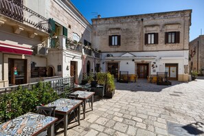 Outdoor dining - B&B Nu Suennu - Camera Quadrupla (Maruggio)