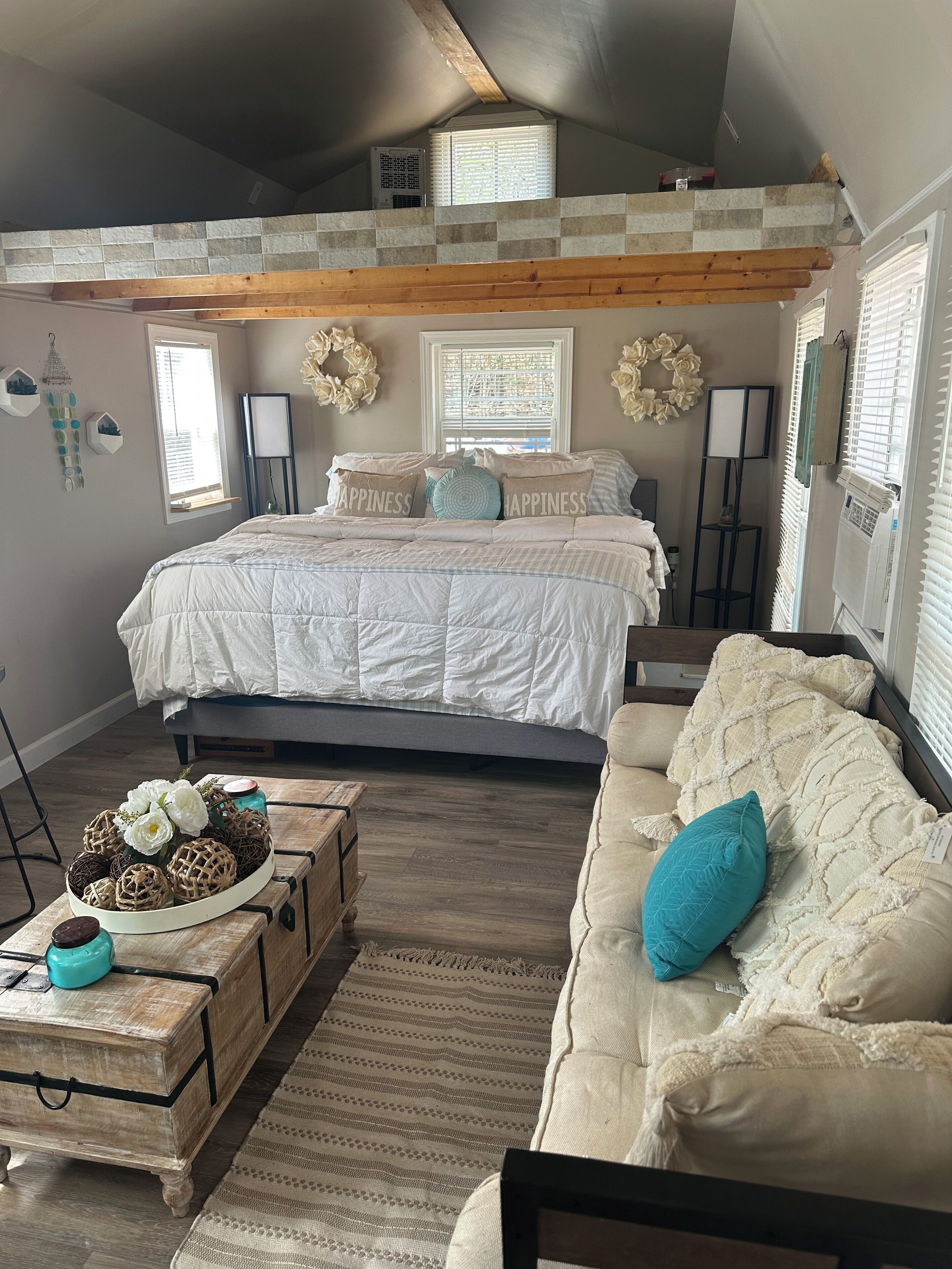 Country Farm Bliss is a rustic tiny home located on Farm.