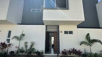 Bahagian luar