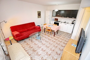 Departamento (One Bedroom Apartment with Terrace) | Cocina privada | Refrigerador 