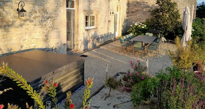 GĂźte familial 4/13 personnes Proche Omaha Beach avec spa.