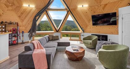 ⭐️Lunar Lookout ⭐️ Geodesic Dome on 8 acres with HOT TUB!