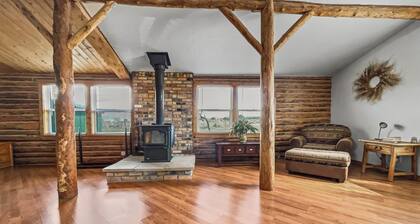Cedar Mountain Bunkhouse