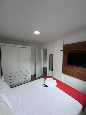 Individually furnished, laptop workspace, free WiFi, bed sheets - Green Porto 05 (Ipojuca)