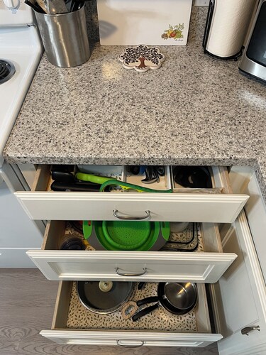 Family friendly home that is centrally located. 15 minutes from Sheppard AFB. 