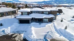 Exterior - Exceptional luxury 9 bdr 11 bath (Eden)