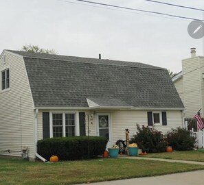 Exterior - This house is seven minutes to the college world series games. (Council Bluffs)