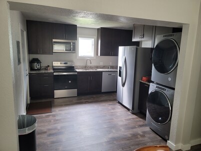 This house is seven minutes to the college world series games.