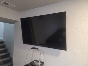 Interior - This house is seven minutes to the college world series games. (Council Bluffs)