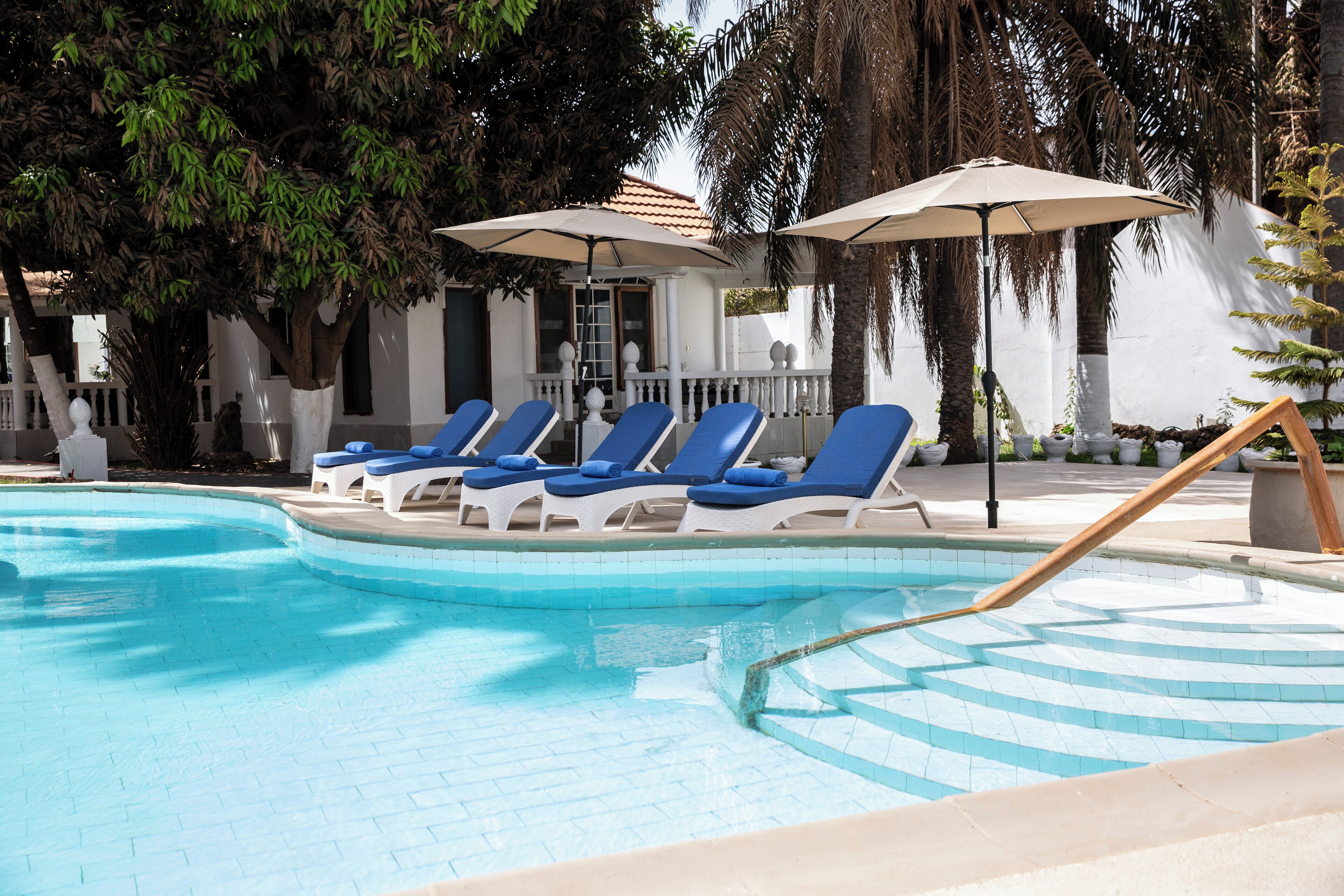 3 piscinas al aire libre