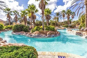 Piscine extérieure, piscine chauffée