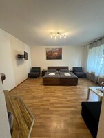 标准房 | 1 多间卧室、免费 WiFi、床单