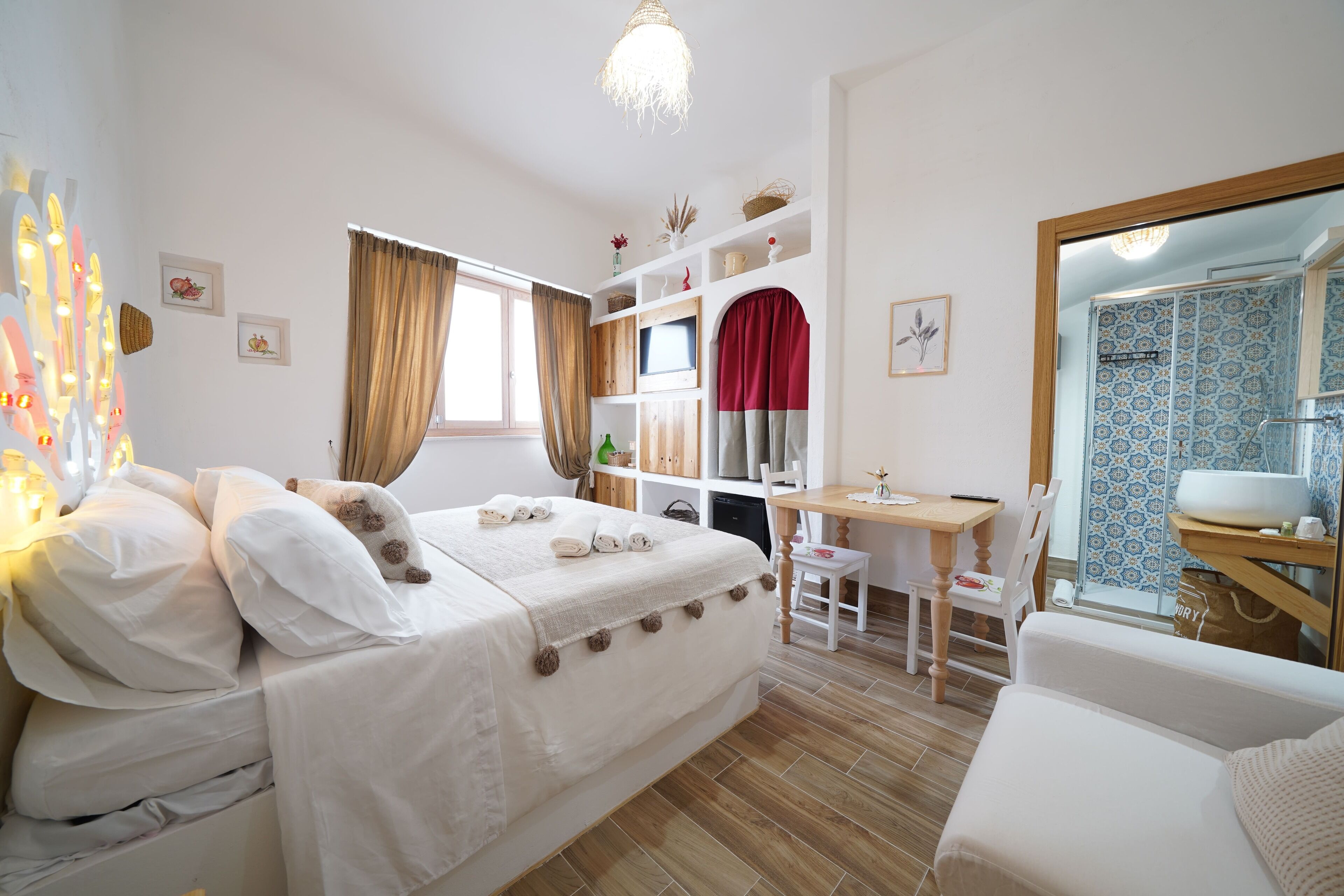 4 Schlafzimmer, Bügeleisen/Bügelbrett, WLAN, Bettwäsche